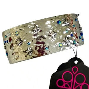 NWT Silver Tone Sparkle Bracelet